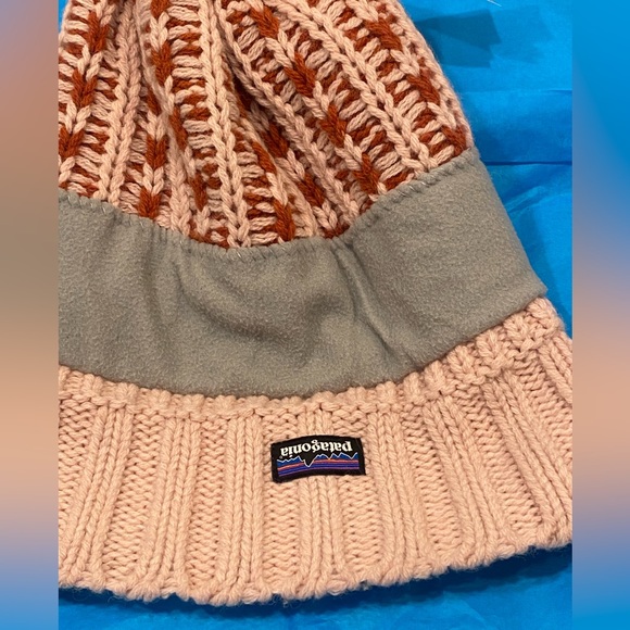 Patagonia Snowbelle Beanie Ridge/Burl Red one size unisex NWT warm soft headband - Picture 8 of 9